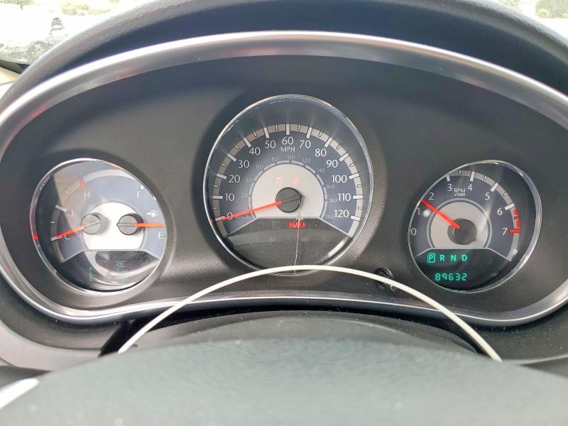 2011 Chrysler 200 მანქანა იყიდება აუქციონზე, vin: 1C3BC2FG7BN618216, აუქციონის ნომერი: 61572016