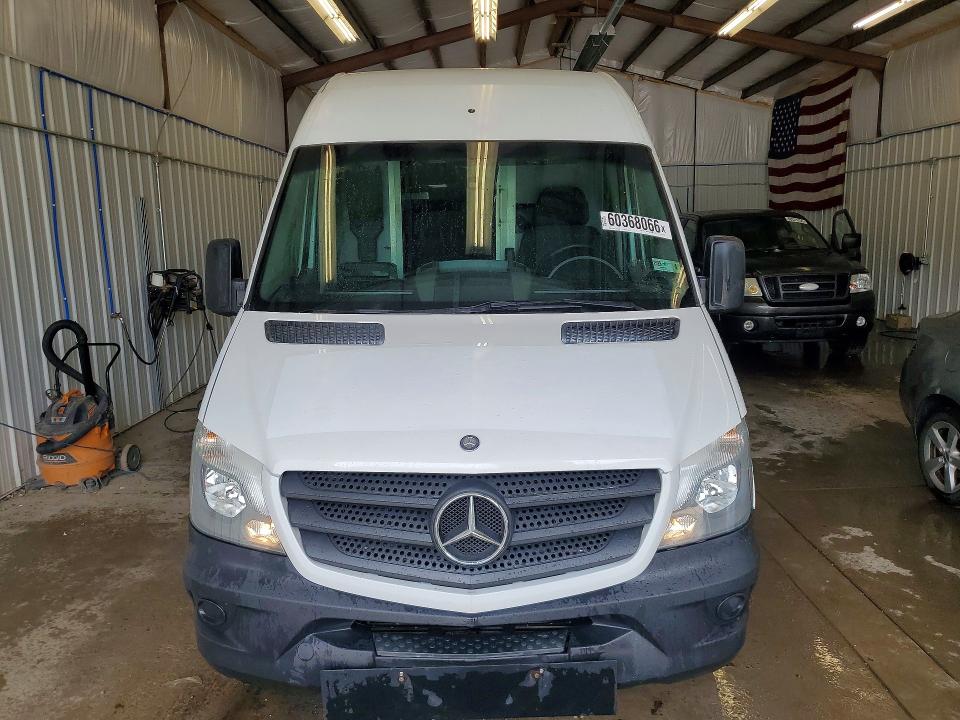 60368066 :رقم المزاد ، WD3PE8DE4E5897381 vin ، 2014 Mercedes-benz Sprinter مزاد بيع