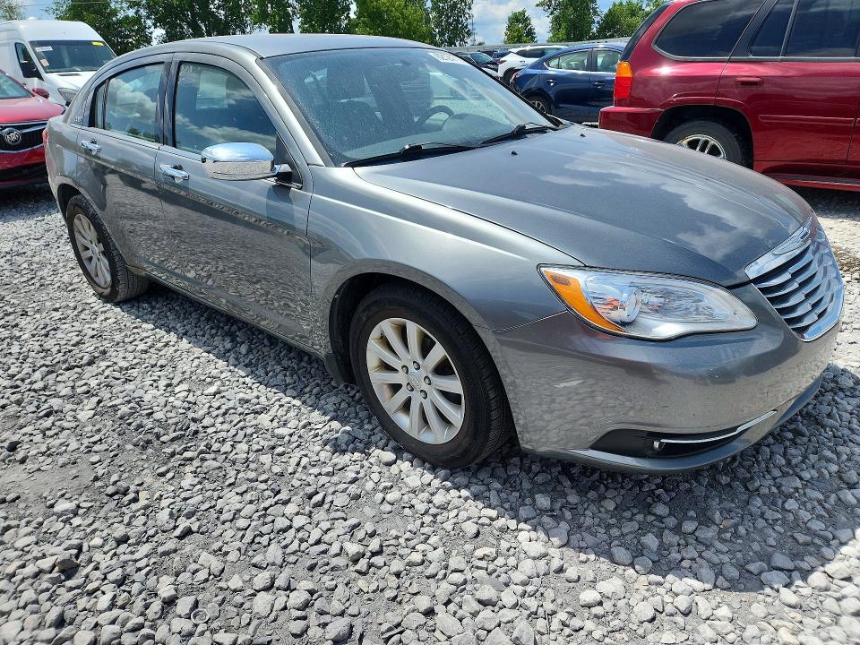 62124716 :رقم المزاد ، 1C3CCBCG4DN706636 vin ، 2013 Chrysler 200 مزاد بيع
