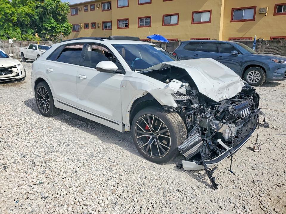 Продажа на аукционе авто 2022 Audi Q8, vin: WA1FVBF17ND021820, номер лота: 60330346