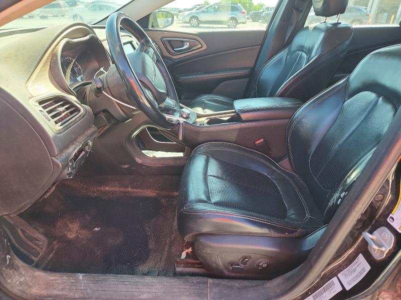 61992466 :رقم المزاد ، 1C3CCCCB7FN561654 vin ، 2015 Chrysler 200 مزاد بيع