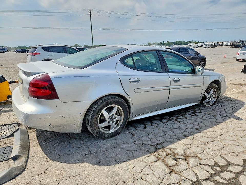 2004 Pontiac Grand Prix მანქანა იყიდება აუქციონზე, vin: 2G2WS522641362882, აუქციონის ნომერი: 63479506