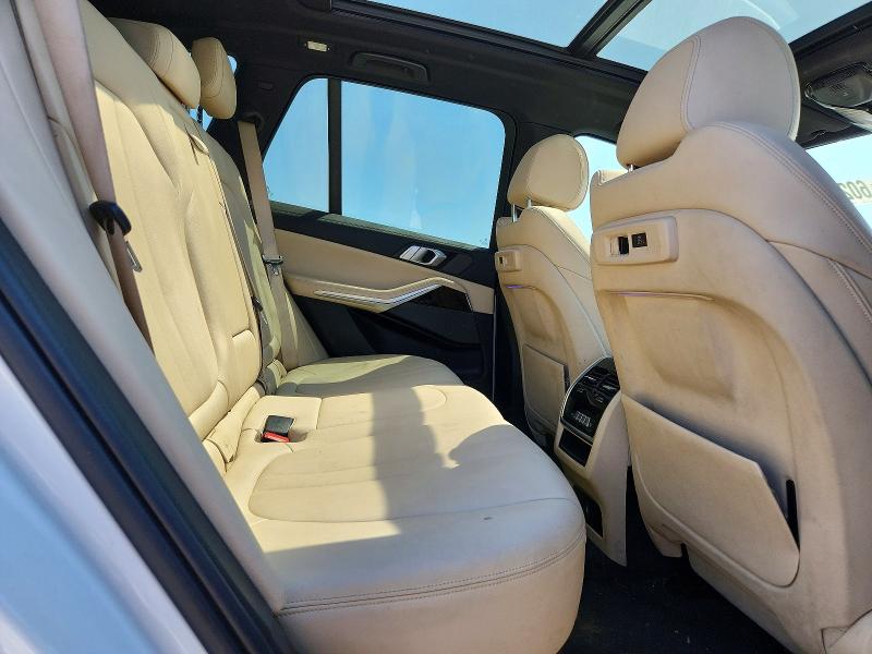 2019 Bmw X5 მანქანა იყიდება აუქციონზე, vin: 5UXCR6C5XKLL25266, აუქციონის ნომერი: 60262646