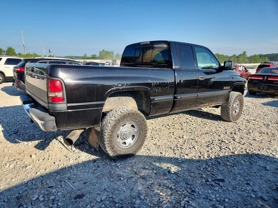 Aukcja sprzedaży 1998 Dodge Ram 2500, vin: 1B7KF23D1WJ151840, numer aukcji: 59886966