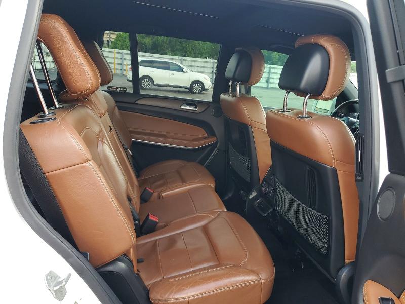 62626576 :رقم المزاد ، 4JGDF7DE5HA989526 vin ، 2017 Mercedes-benz Gls مزاد بيع