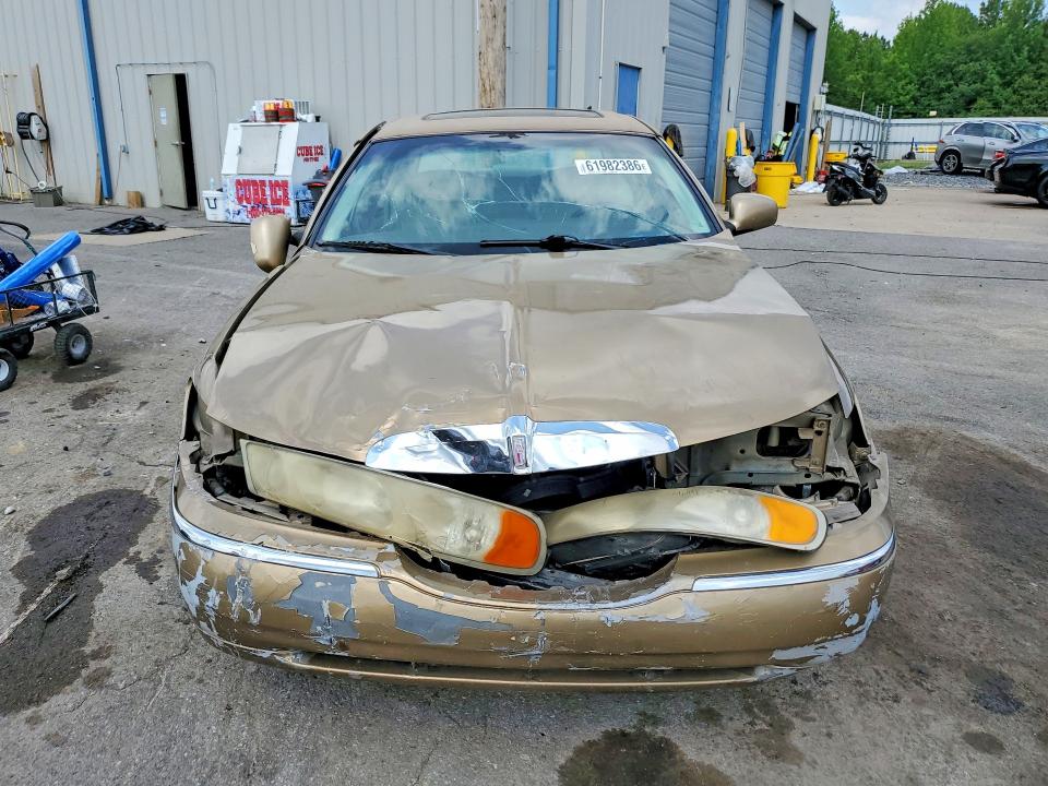 Продаж на аукціоні авто 1998 Lincoln Town Car, vin: 1LNFM81W0WY692993, номер лоту: 61982386