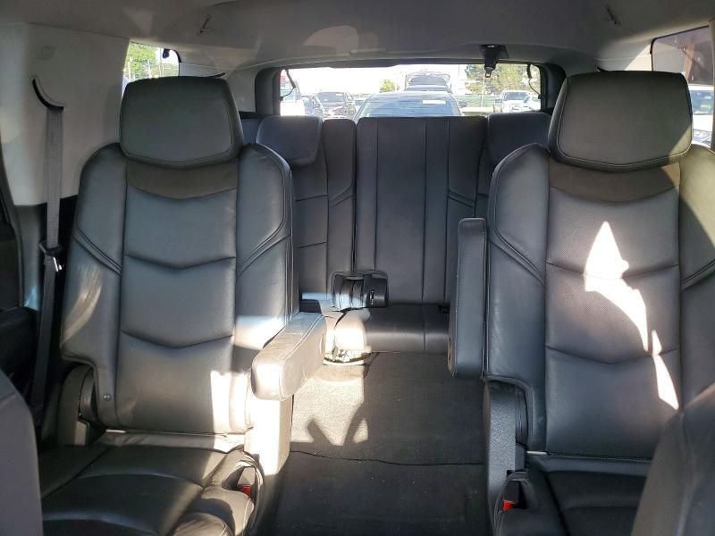 Продаж на аукціоні авто 2018 Cadillac Escalade, vin: 1GYS4BKJ3JR114953, номер лоту: 61121796