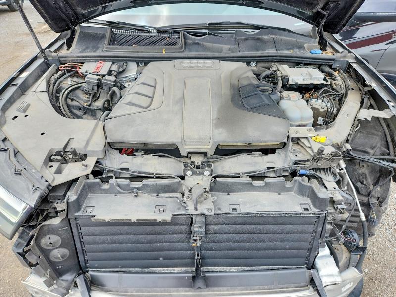 59697596 :رقم المزاد ، WA1VAAF76JD020187 vin ، 2018 Audi Q7 مزاد بيع