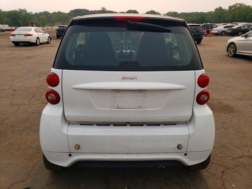 Продажа на аукционе авто 2013 Smart Fortwo, vin: WMEEJ3BA7DK651129, номер лота: 61177456