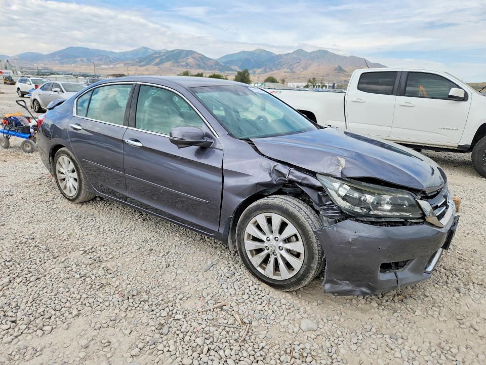 Продажа на аукционе авто 2013 Honda Accord, vin: 1HGCR3F88DA018359, номер лота: 61204566