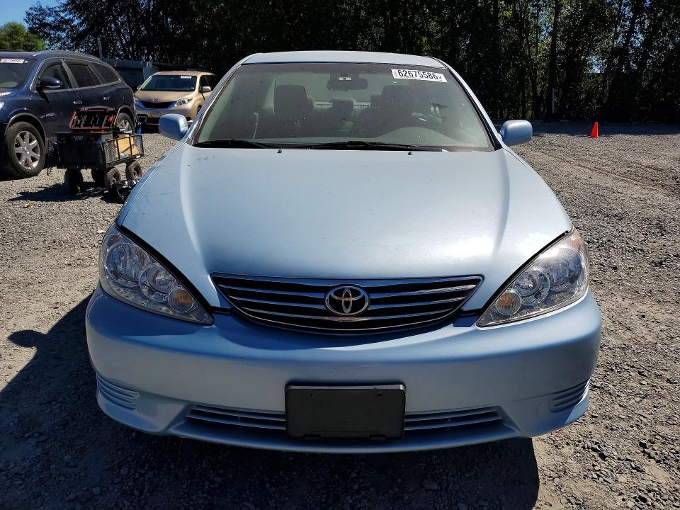 62675586 :رقم المزاد ، 4T1BE32K66U700306 vin ، 2006 Toyota Camry مزاد بيع