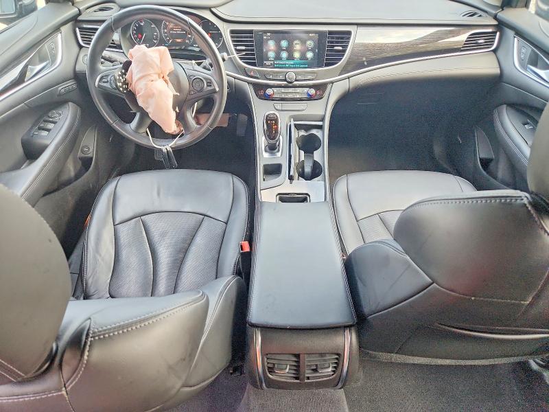 61572226 :رقم المزاد ، 1G4ZP5SS0JU141011 vin ، 2018 Buick Lacrosse مزاد بيع