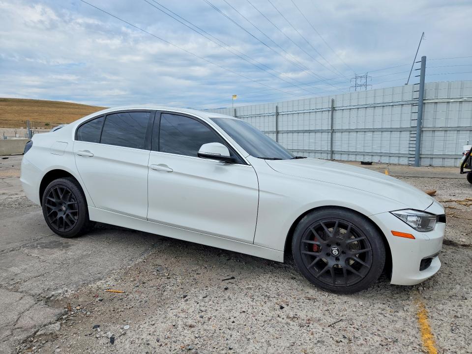 Продажа на аукционе авто 2015 Bmw 328, vin: WBA3B3C52FF548813, номер лота: 62698046