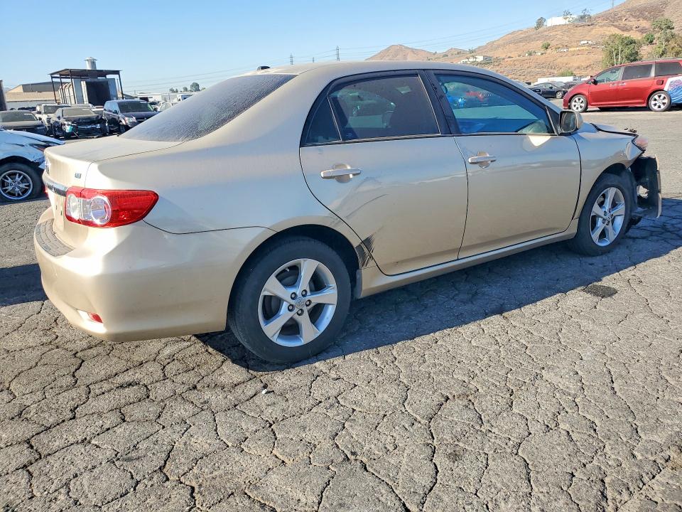 60512716 :رقم المزاد ، 5YFBU4EE2CP030278 vin ، 2012 Toyota Corolla مزاد بيع