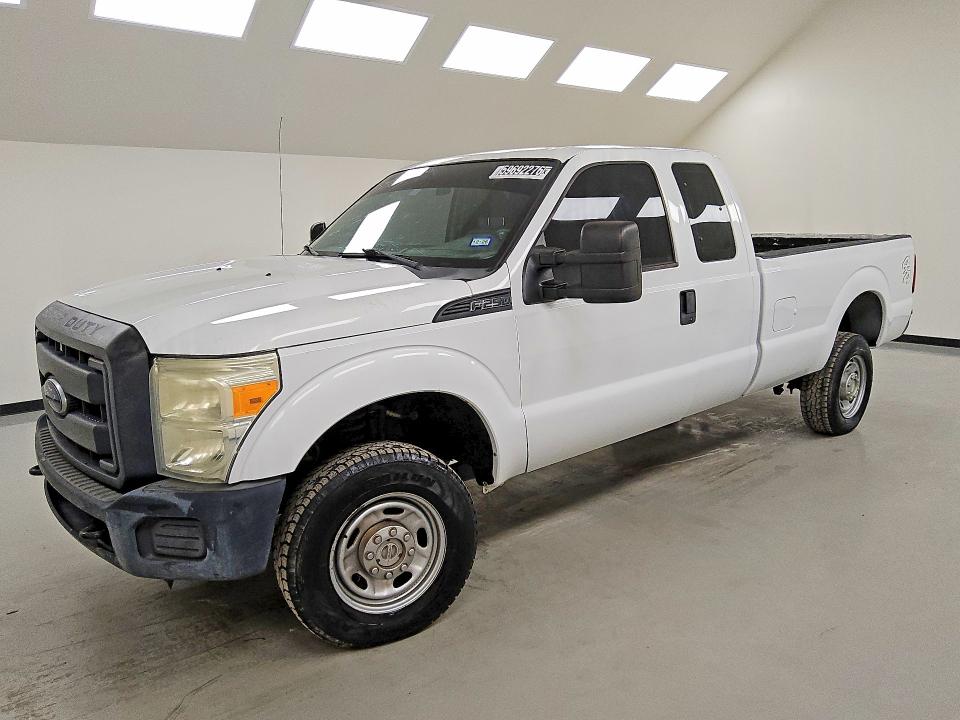59692276 :رقم المزاد ، 1FT7X2B68FEB23810 vin ، 2015 Ford F250 مزاد بيع