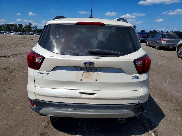 2019 Ford Escape მანქანა იყიდება აუქციონზე, vin: 1FMCU9HD4KUC28524, აუქციონის ნომერი: 63494796