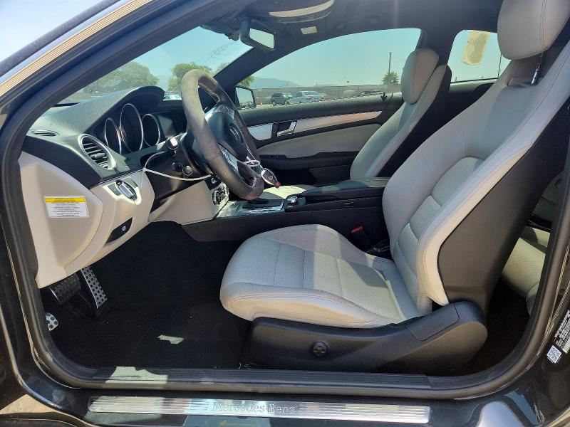 2013 Mercedes-benz C მანქანა იყიდება აუქციონზე, vin: WDDGJ4HB9DF980409, აუქციონის ნომერი: 58930296