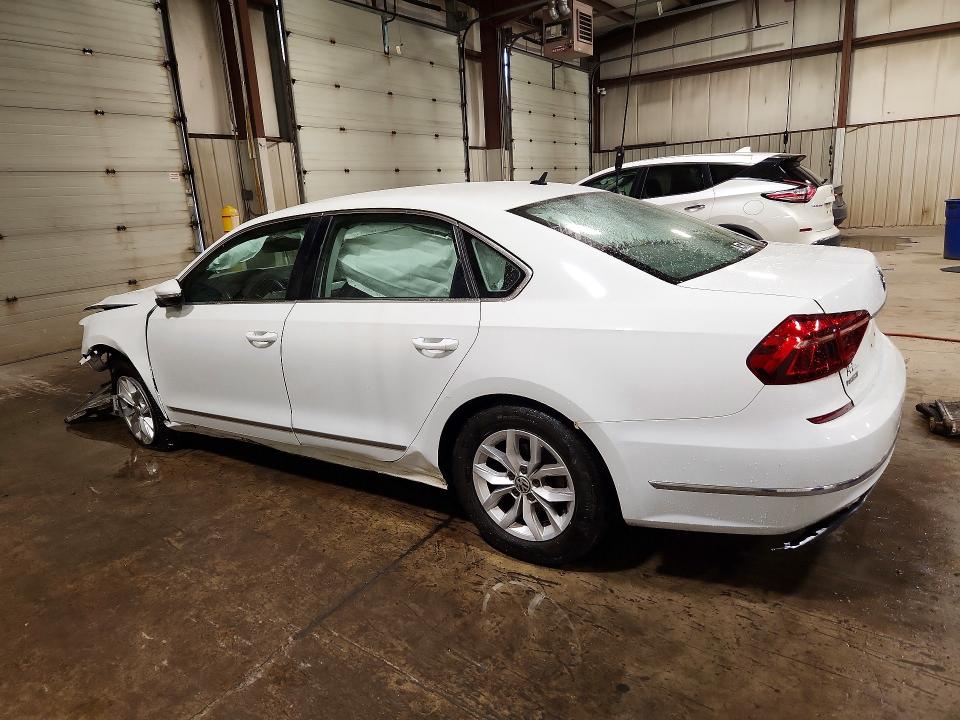 2017 Volkswagen Passat მანქანა იყიდება აუქციონზე, vin: 1VWAT7A37HC007399, აუქციონის ნომერი: 62508526