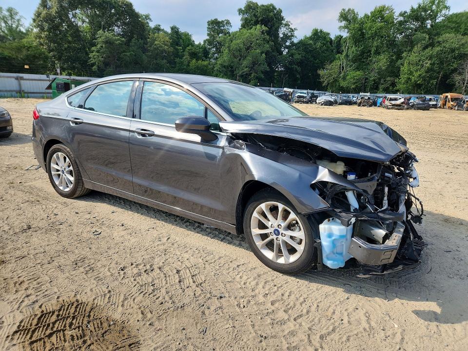 Продажа на аукционе авто 2020 Ford Fusion, vin: 3FA6P0HD8LR123214, номер лота: 62003736