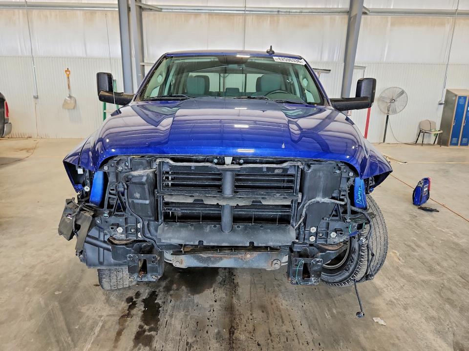 62596336 :رقم المزاد ، 3C6RR7LTXHG751200 vin ، 2017 Ram 1500 مزاد بيع