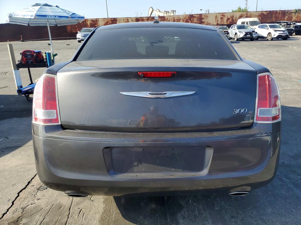 Продажа на аукционе авто 2013 Chrysler 300, vin: 2C3CCABG5DH547257, номер лота: 63011416