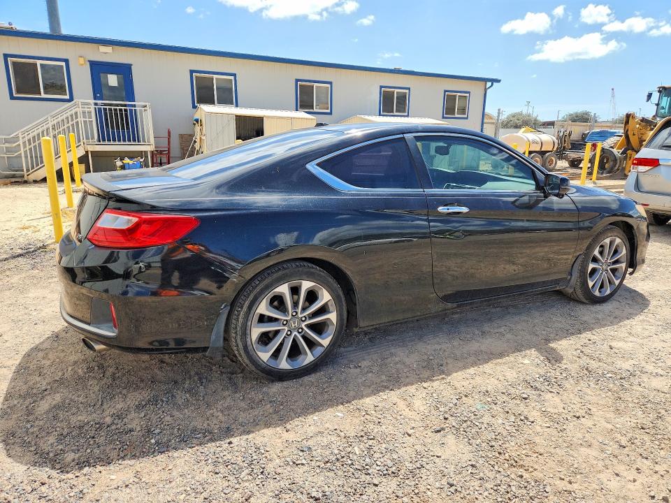 Продажа на аукционе авто 2015 Honda Accord, vin: 1HGCT2B88FA002540, номер лота: 61979506