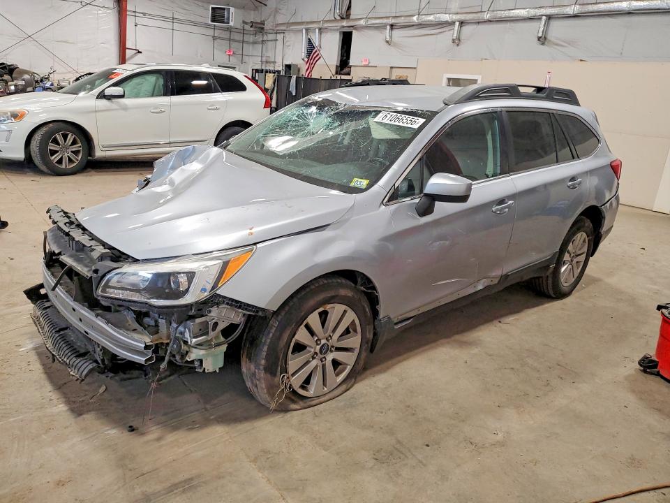 2016 Subaru Outback მანქანა იყიდება აუქციონზე, vin: 4S4BSACCXG3220703, აუქციონის ნომერი: 61066556