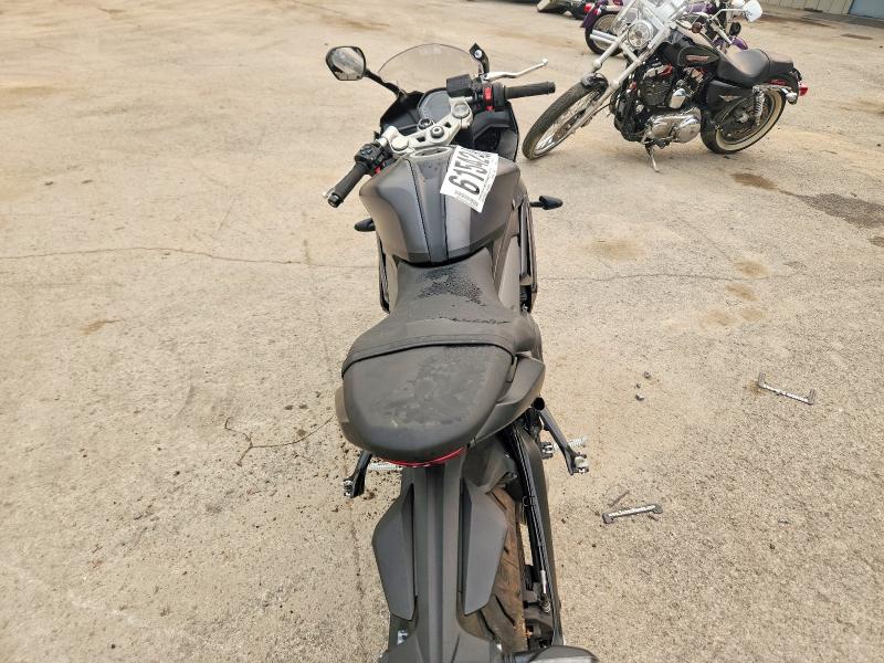 2025 Triumph Motorcycle Daytona მანქანა იყიდება აუქციონზე, vin: SMTL23UF4STBU2316, აუქციონის ნომერი: 61542486
