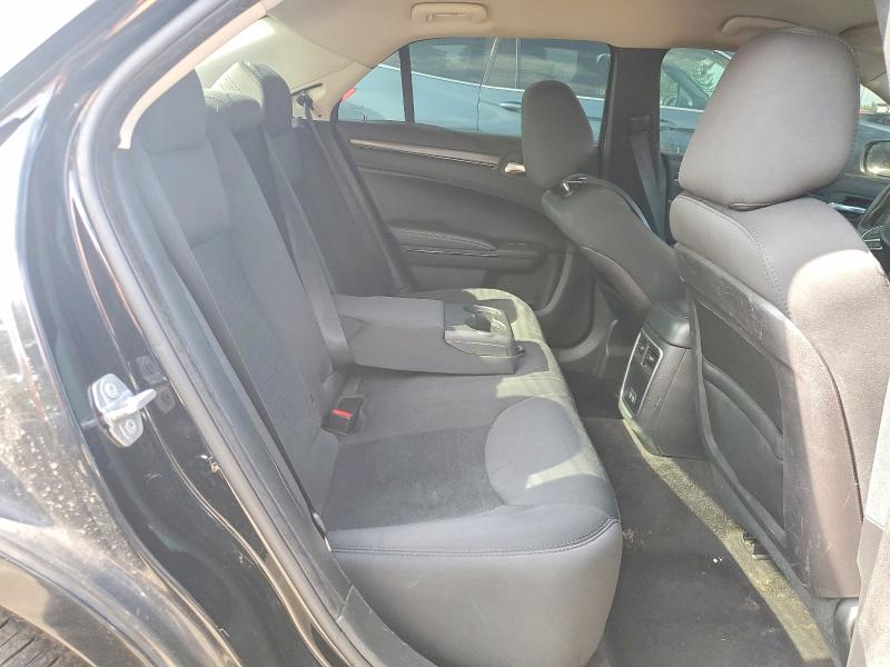 62167956 :رقم المزاد ، 2C3CCAAG2KH507281 vin ، 2019 Chrysler 300 مزاد بيع
