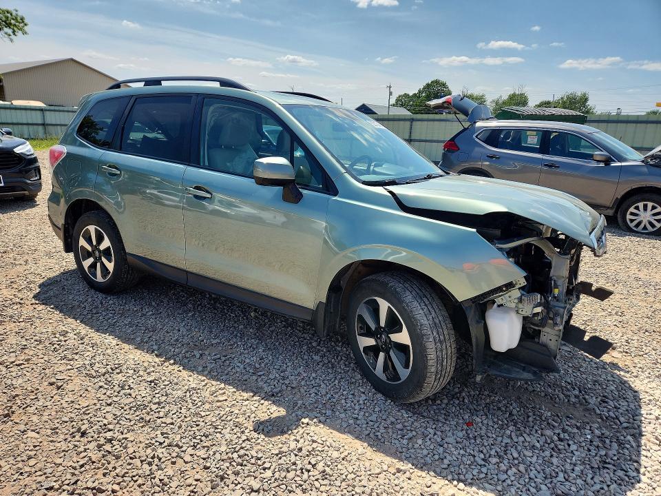 62210946 :رقم المزاد ، JF2SJAEC6JH416962 vin ، 2018 Subaru Forester مزاد بيع