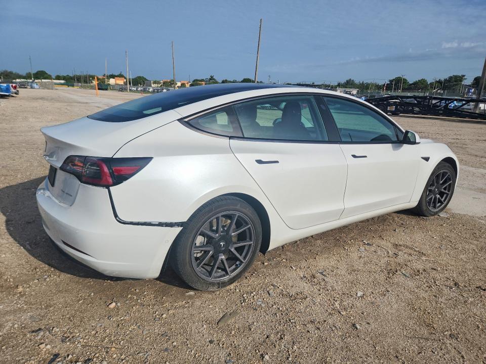 Продаж на аукціоні авто 2021 Tesla Model 3, vin: 5YJ3E1EBXMF915038, номер лоту: 85621855