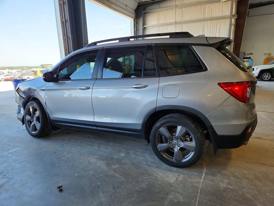 60155906 :رقم المزاد ، 5FNYF7H97KB000403 vin ، 2019 Honda Passport مزاد بيع
