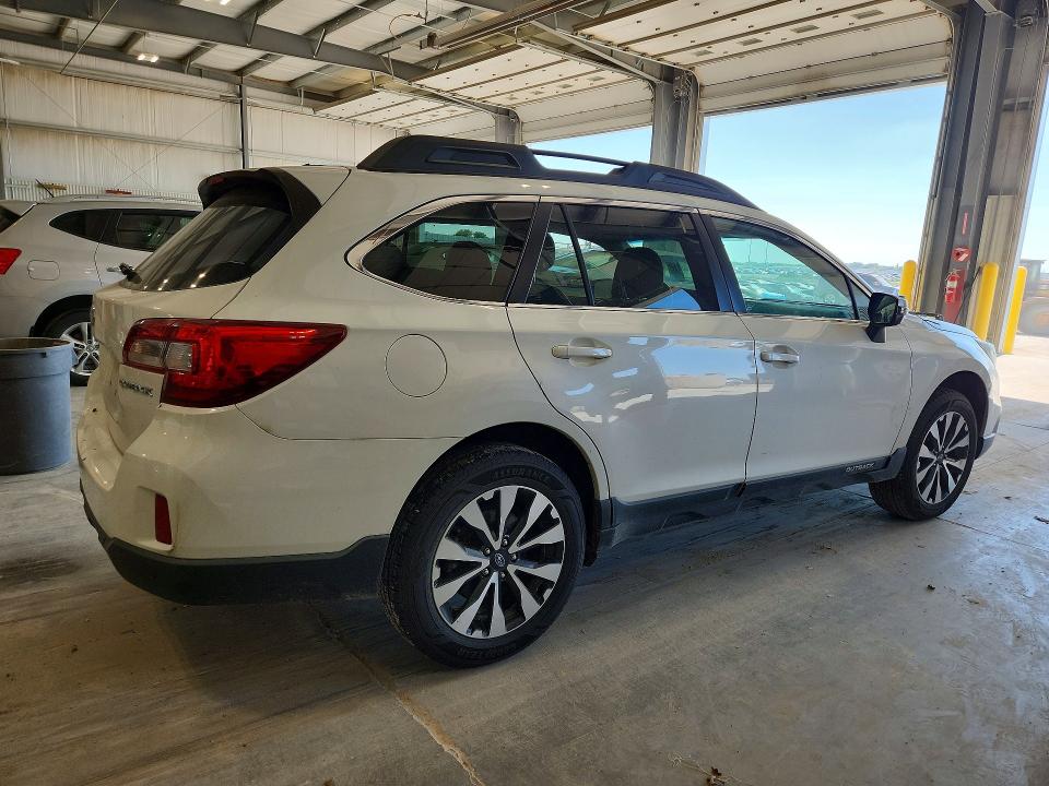 2015 Subaru Outback მანქანა იყიდება აუქციონზე, vin: 4S4BSBJC2F3223781, აუქციონის ნომერი: 60189666