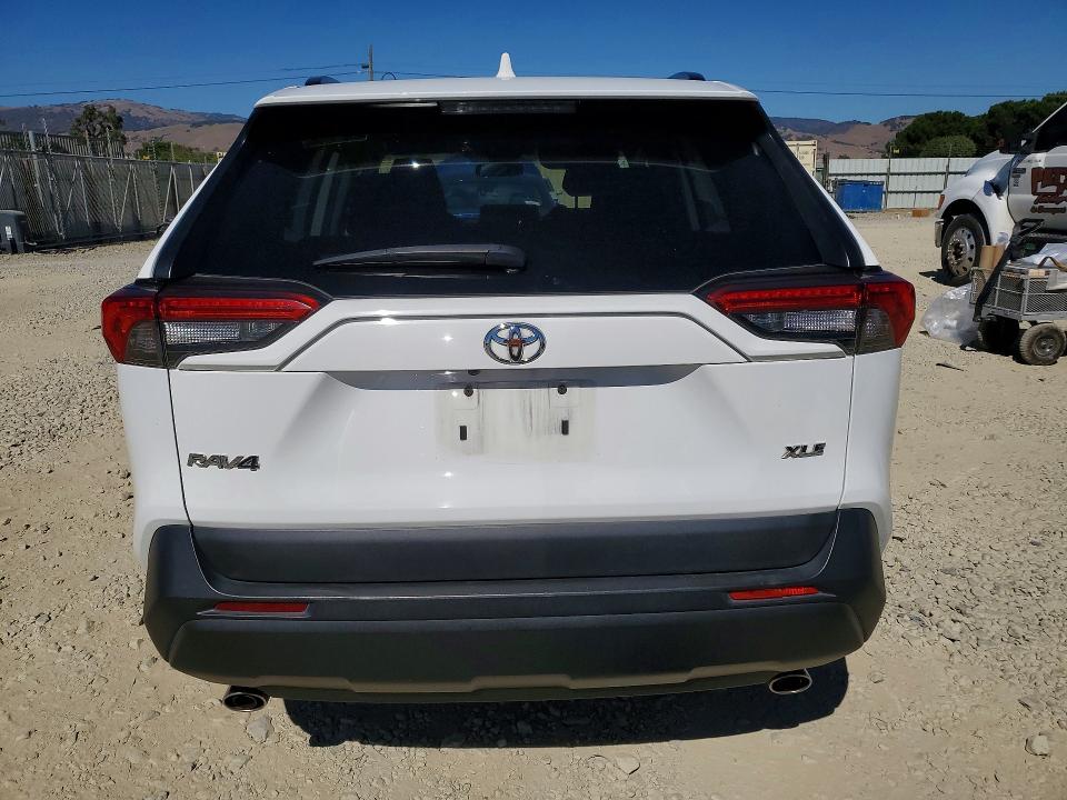 59703126 :رقم المزاد ، 2T3W1RFV2NW194855 vin ، 2022 Toyota Rav4 مزاد بيع