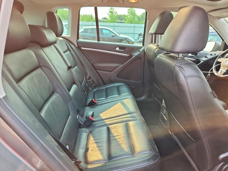 2012 Volkswagen Tiguan მანქანა იყიდება აუქციონზე, vin: WVGBV7AXXCW000583, აუქციონის ნომერი: 58385626
