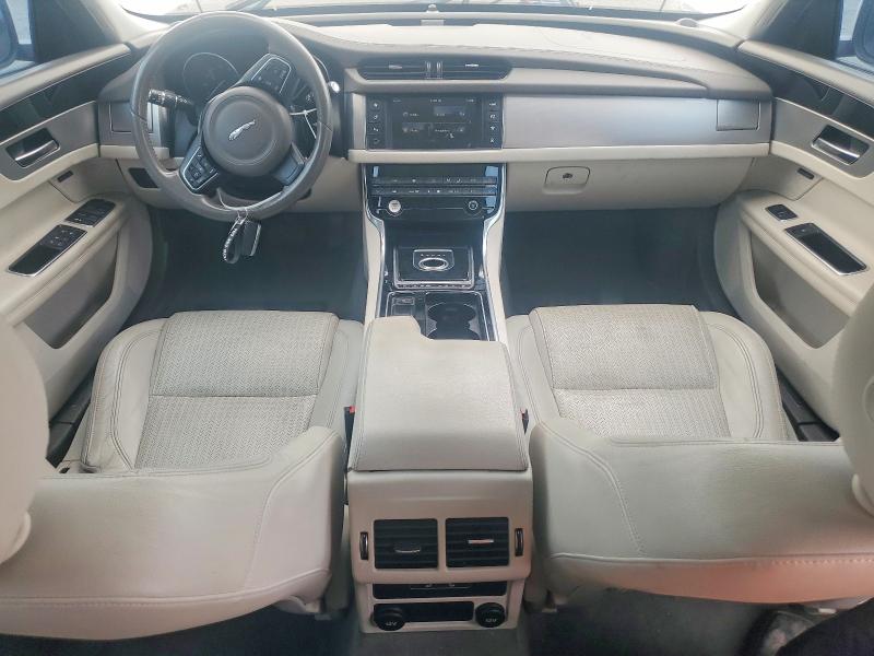 Продажа на аукционе авто 2016 Jaguar Xf, vin: SAJBE4BV8GCY13557, номер лота: 60244886