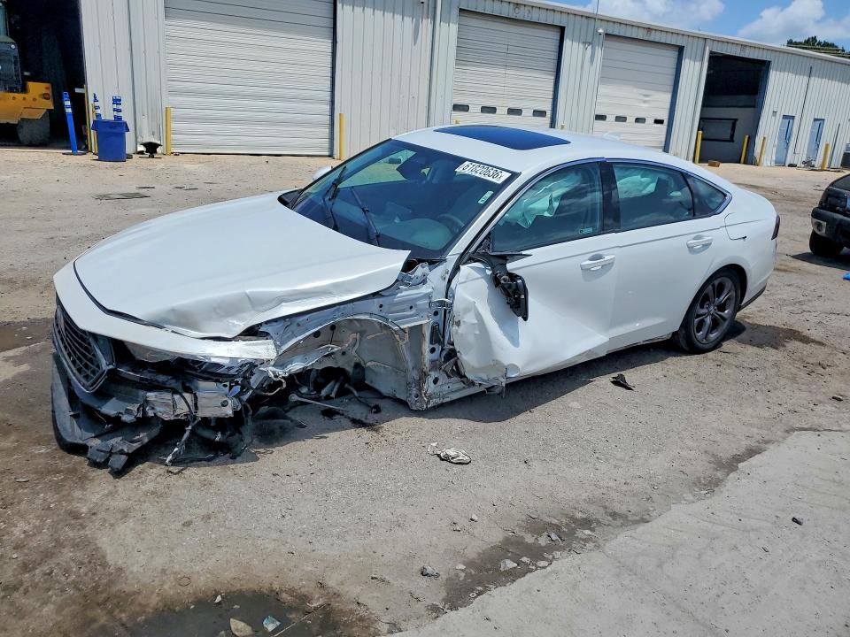 Продажа на аукционе авто 2023 Honda Accord, vin: 1HGCY1F36PA042451, номер лота: 61820636