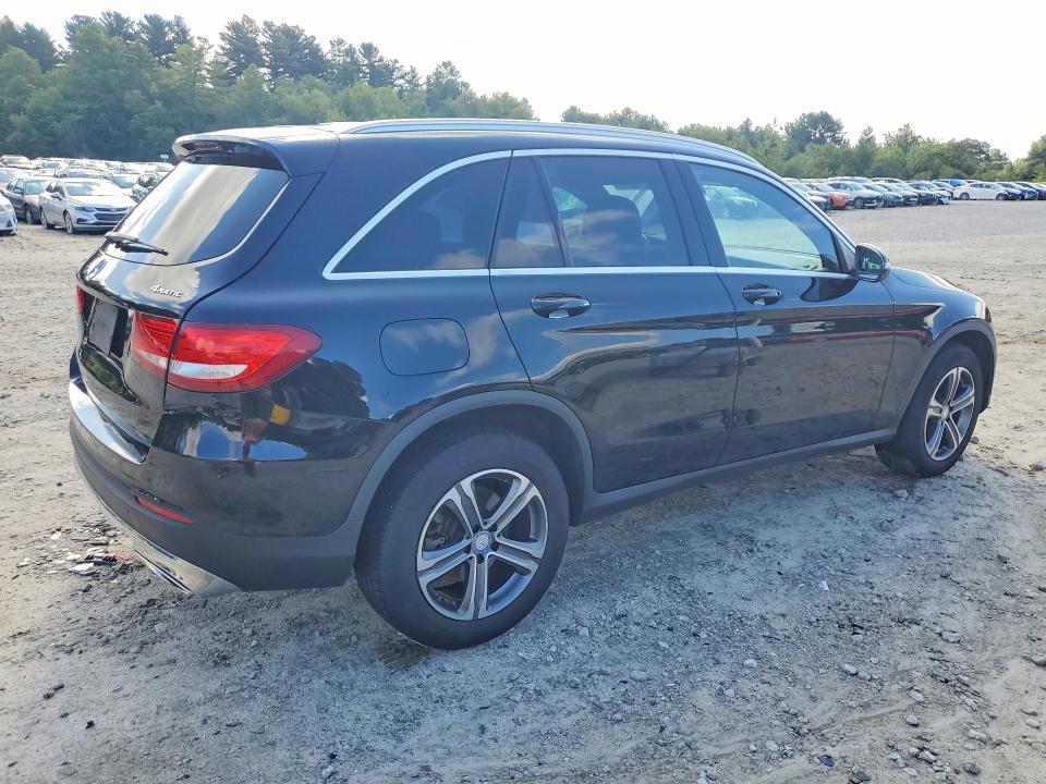63214876 :رقم المزاد ، WDC0G4KB7HF196636 vin ، 2017 Mercedes-benz Glc مزاد بيع