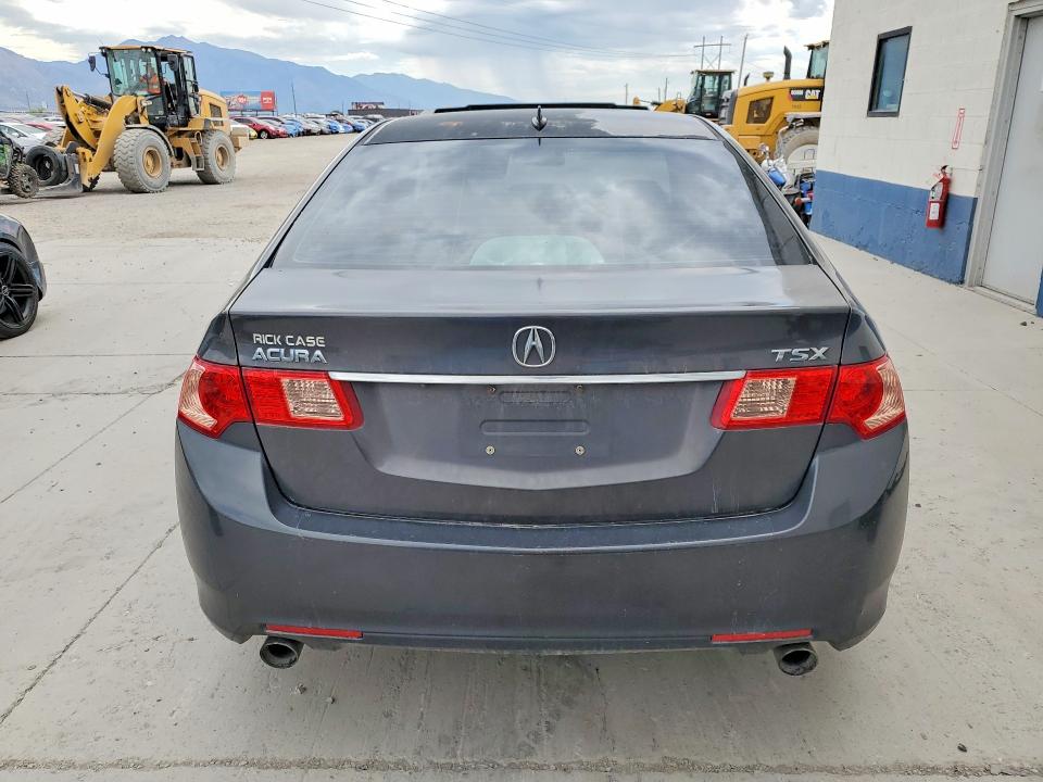 61511286 :رقم المزاد ، JH4CU2F65BC003758 vin ، 2011 Acura Tsx مزاد بيع