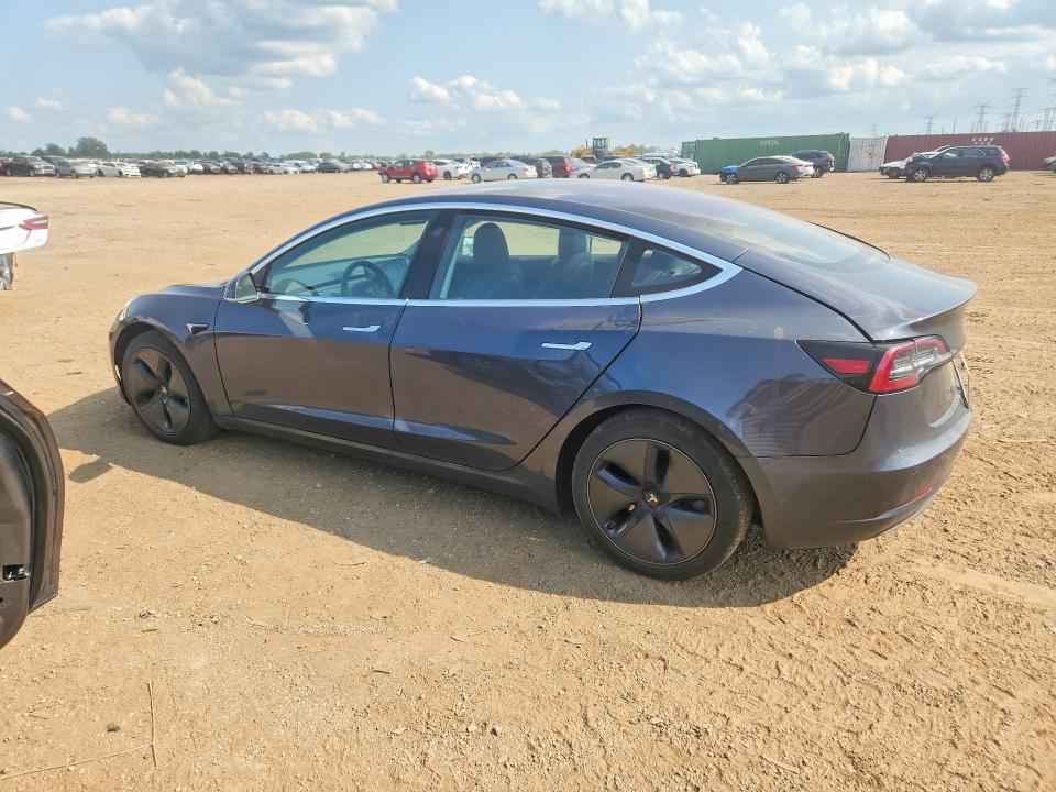 Продажа на аукционе авто 2018 Tesla Model 3, vin: 5YJ3E1EA7JF043288, номер лота: 61962136