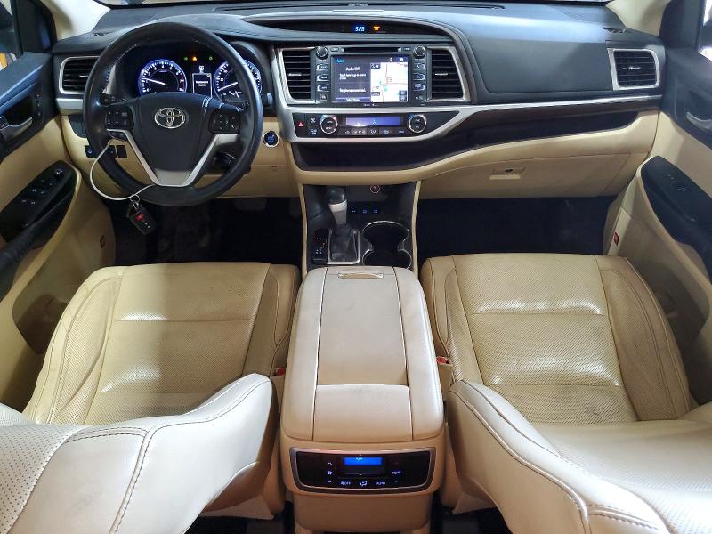 61672946 :رقم المزاد ، 5TDDKRFH6FS099975 vin ، 2015 Toyota Highlander مزاد بيع