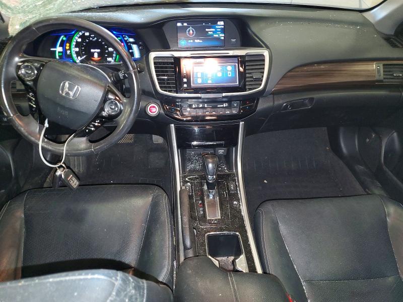 Продажа на аукционе авто 2017 Honda Accord, vin: JHMCR6F52HC010790, номер лота: 61729106