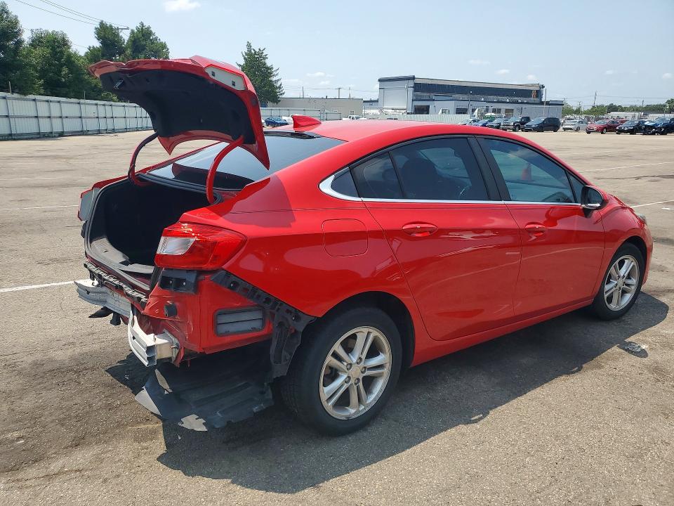 58295256 :رقم المزاد ، 1G1BE5SM1H7188014 vin ، 2017 Chevrolet Cruze مزاد بيع