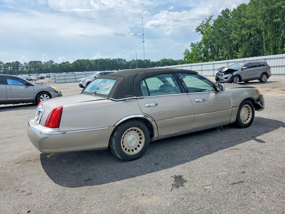 Aukcja sprzedaży 2001 Lincoln Town Car, vin: 1LNHM81W31Y632823, numer aukcji: 61882896