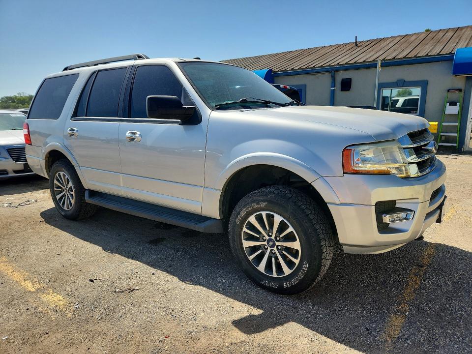 Продажа на аукционе авто 2016 Ford Expedition, vin: 1FMJU1JT8GEF21449, номер лота: 61599926
