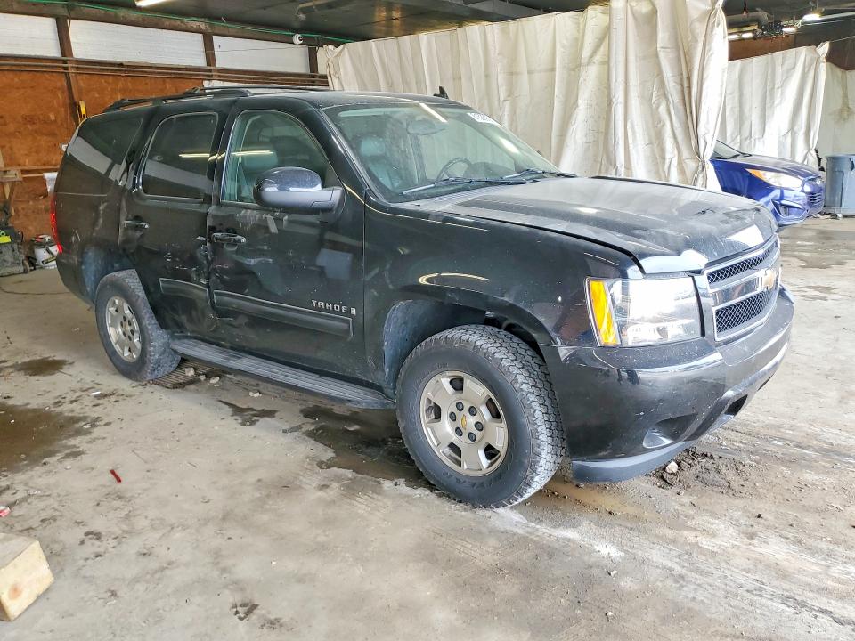 61028926 :رقم المزاد ، 1GNFK230X9R261955 vin ، 2009 Chevrolet Tahoe مزاد بيع