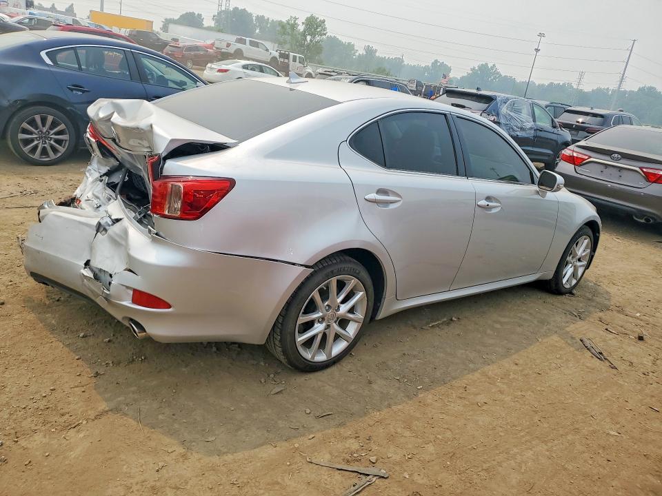 2011 Lexus Is მანქანა იყიდება აუქციონზე, vin: JTHCE5C20B5001694, აუქციონის ნომერი: 61304996