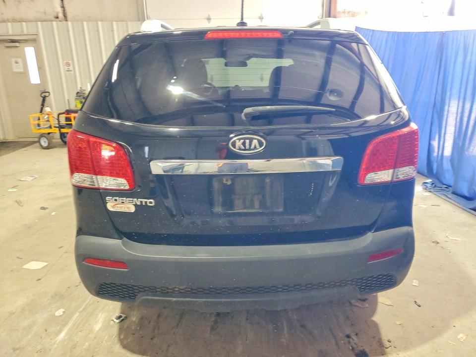 2013 Kia Sorento მანქანა იყიდება აუქციონზე, vin: 5XYKTDA23DG315897, აუქციონის ნომერი: 60980446