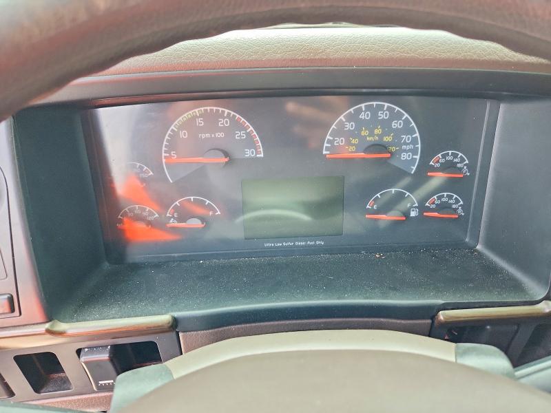 60509156 :رقم المزاد ، 4V4NC9EH1GN942026 vin ، 2016 Volvo Vnl (4) مزاد بيع