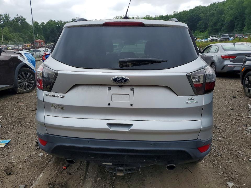 Продажа на аукционе авто 2017 Ford Escape, vin: 1FMCU0GD0HUA57678, номер лота: 61915336